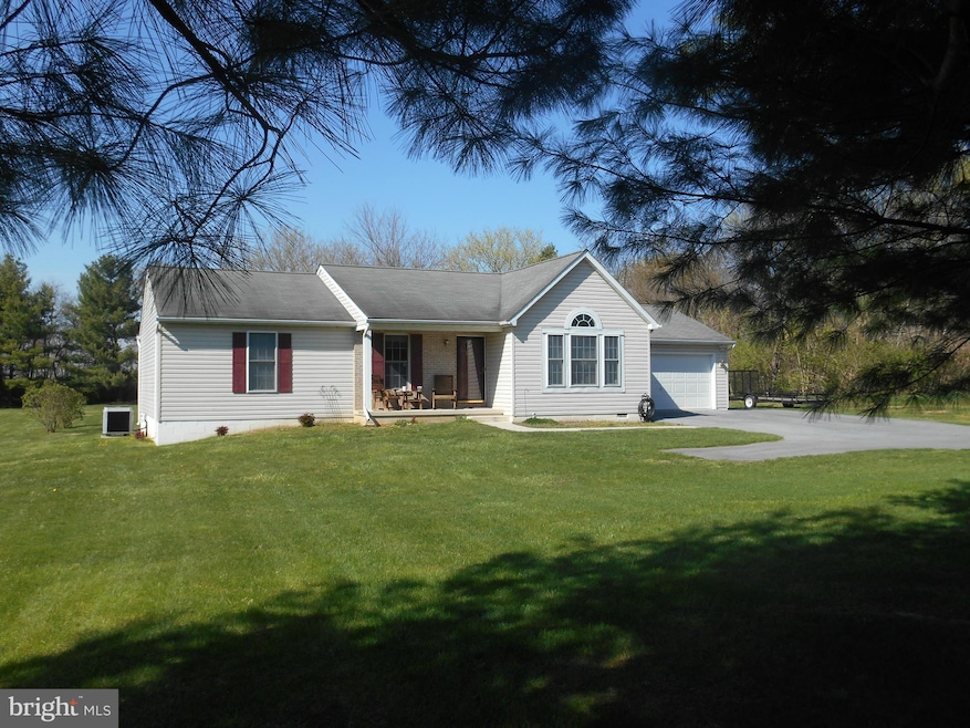 17426 Cindy Ln, Hagerstown, MD 21740 - photo 1