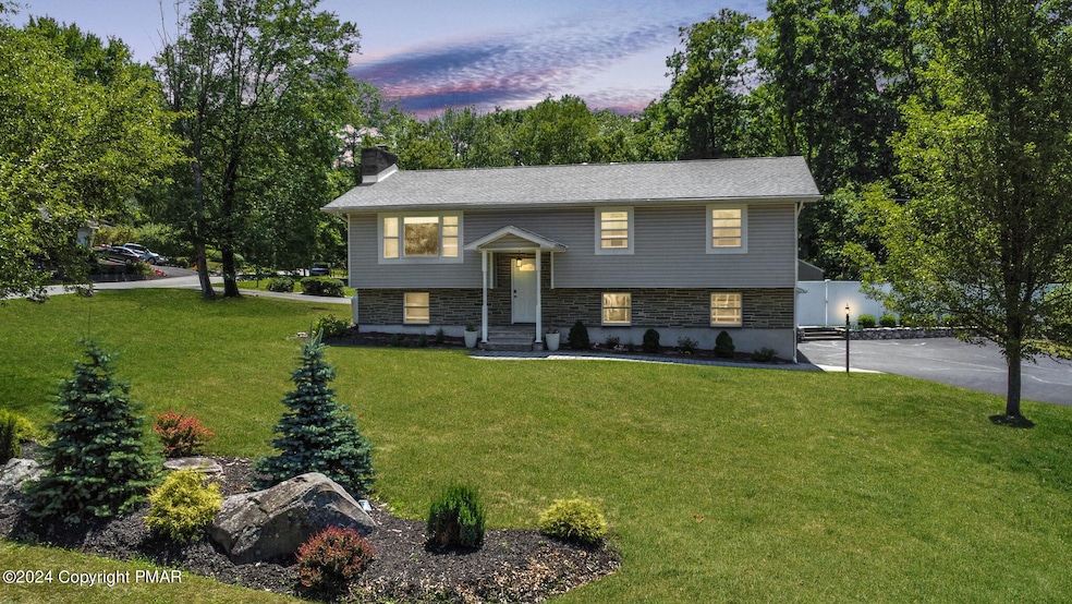 691 Avenue C, Stroudsburg, PA 18360 - photo 1