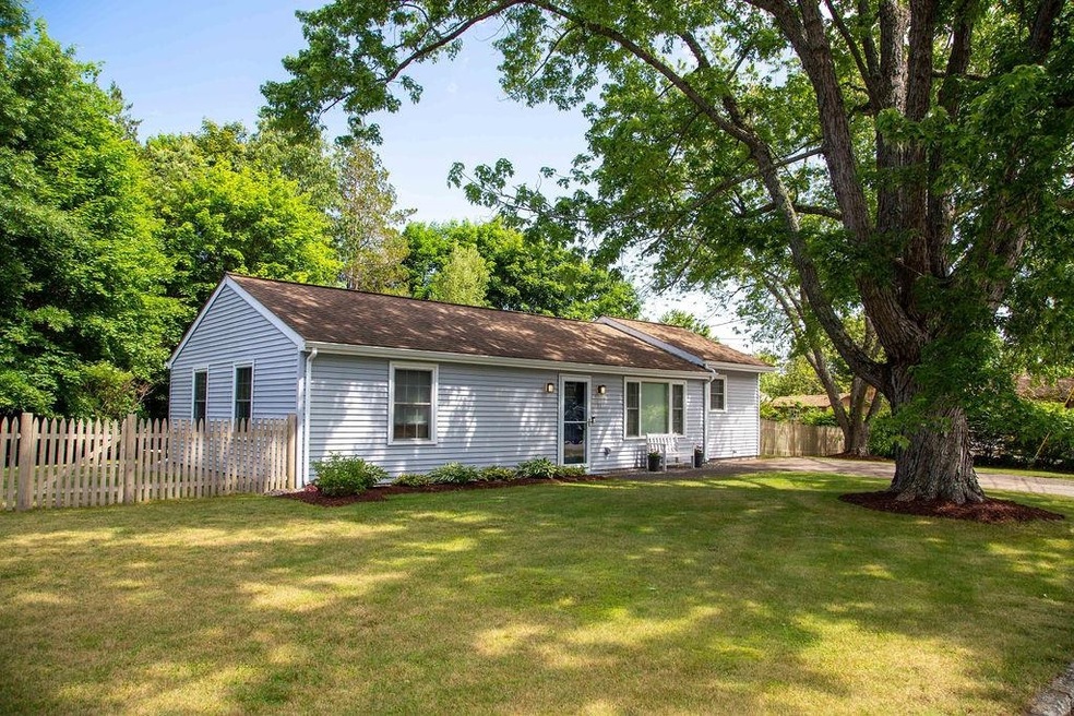 33 Morningside Dr, Dover, NH 03820 - photo 1