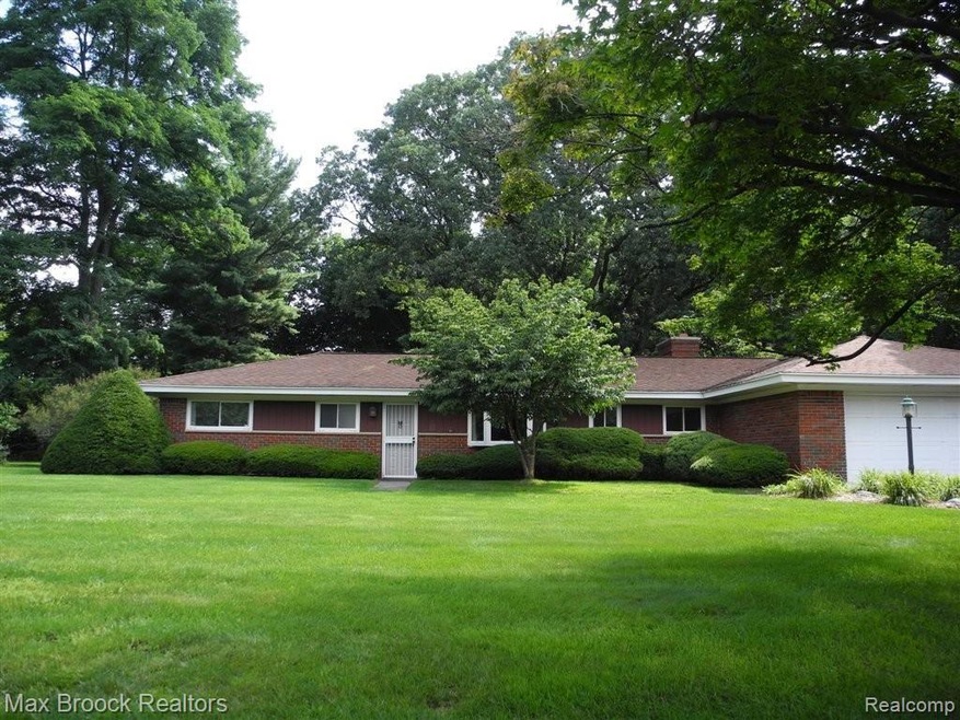 2941 Acorn Rd, Bloomfield Hills, MI 48302 - photo 1