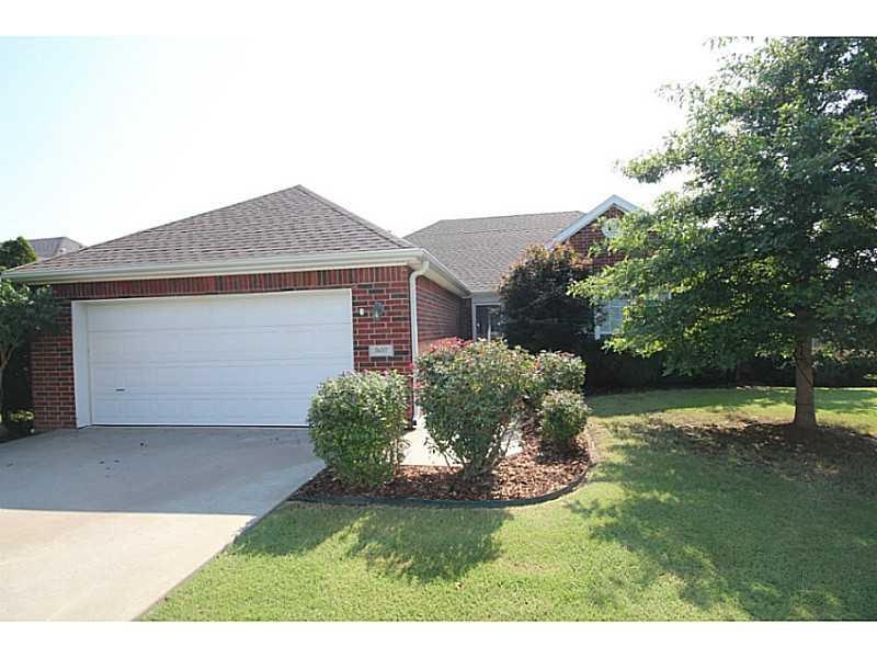 507 SW Duke Ave, Bentonville, AR 72712 - photo 1