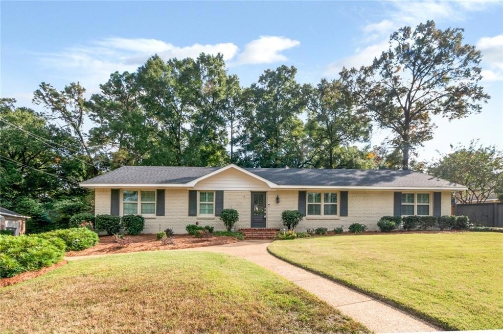 5001 Spring Park Dr S, Mobile, AL 36608 - photo 1