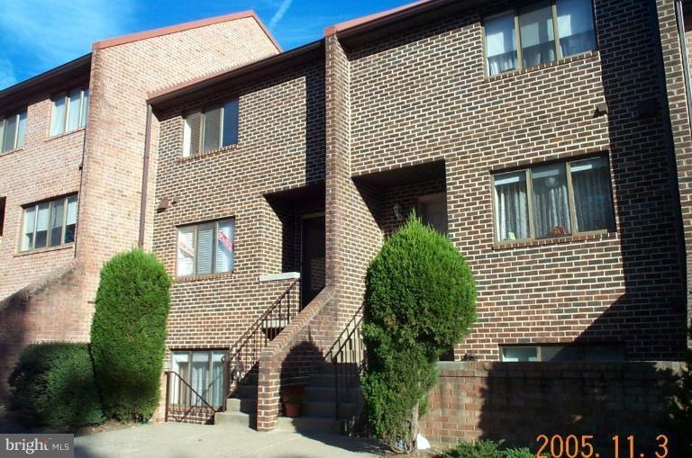 3727 Madison Ln unit A, Falls Church, VA 22041 - photo 1