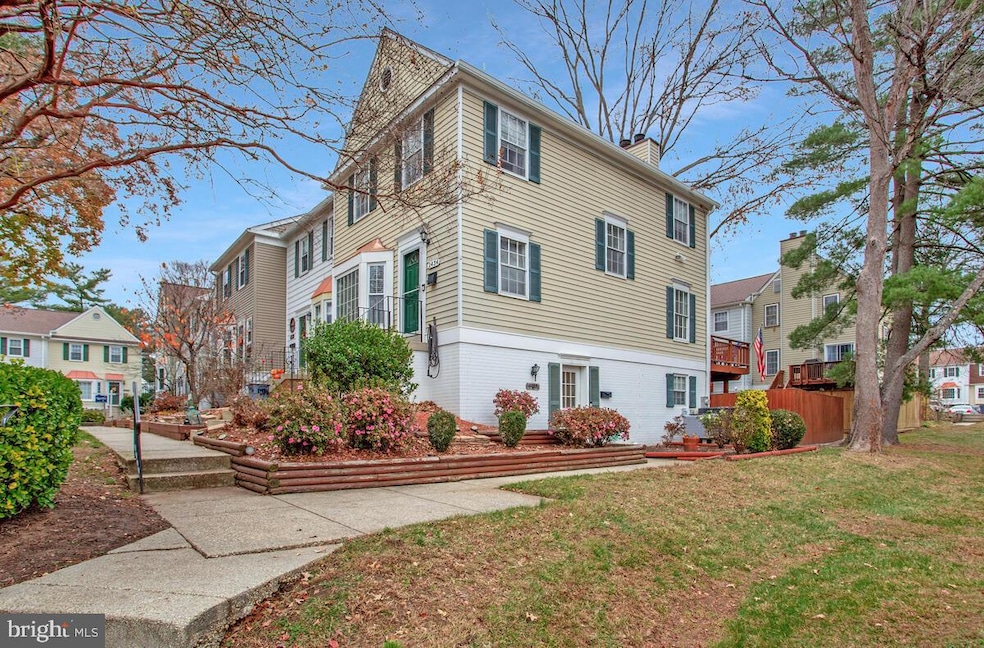 1438 Orleans Ct, Crofton, MD 21114 - photo 1