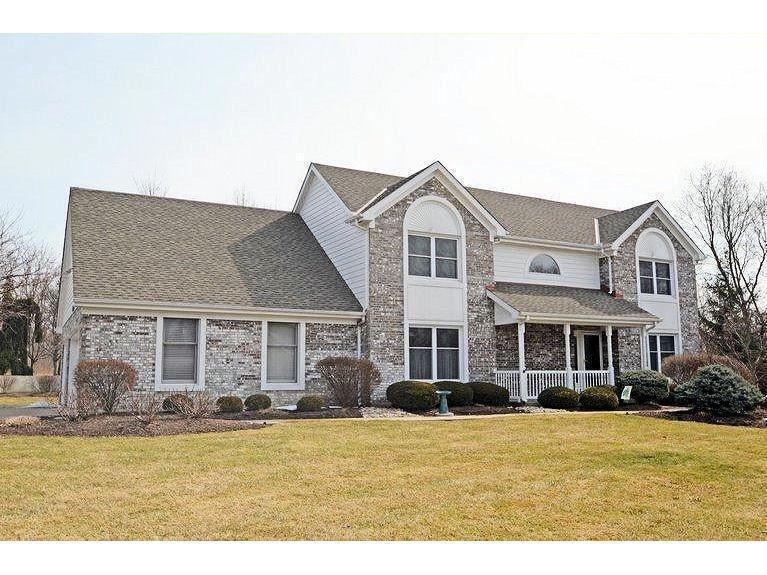 6501 Gem Stone Dr, Liberty Township, OH 45044 - photo 1