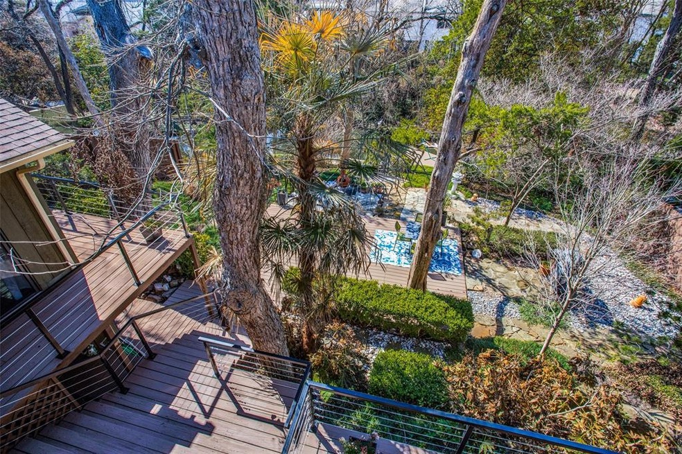 6821 Lyre Ln, Dallas, TX 75214 - photo 1