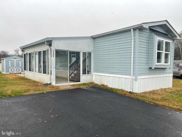 7502 Biscayne Bay Blvd, Middle River, MD 21220 - photo 1