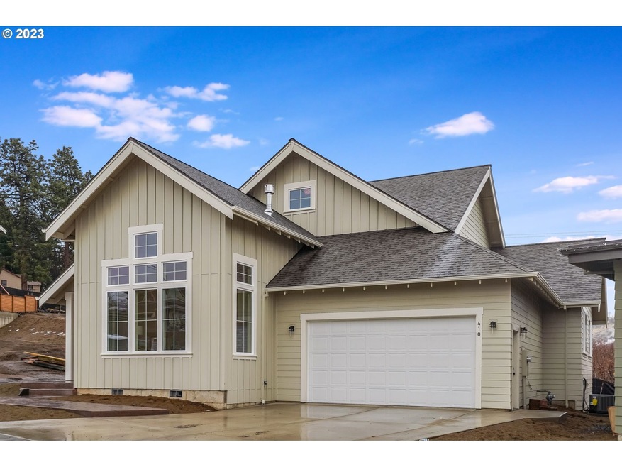 410 W 21st St, the Dalles, OR 97058 - photo 1