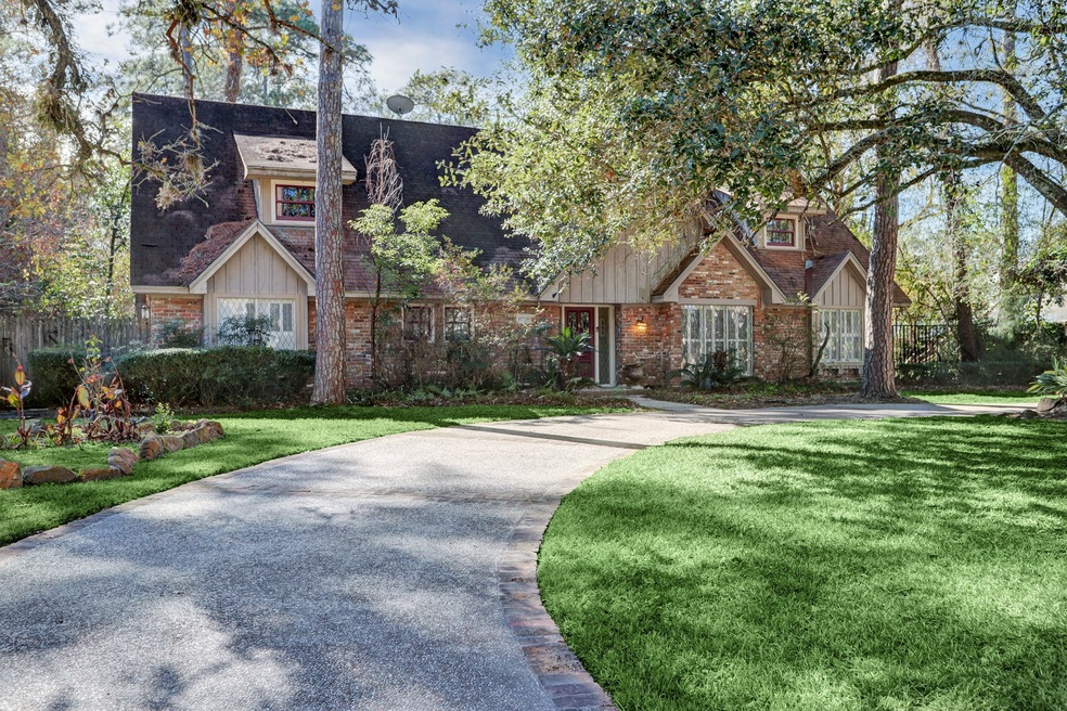 11735 Winshire Cir, Houston, TX 77024 - photo 1