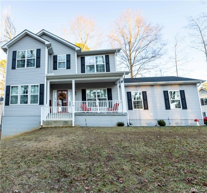 964 Lake Heritage Dr, Ruther Glen, VA 22546 - photo 1