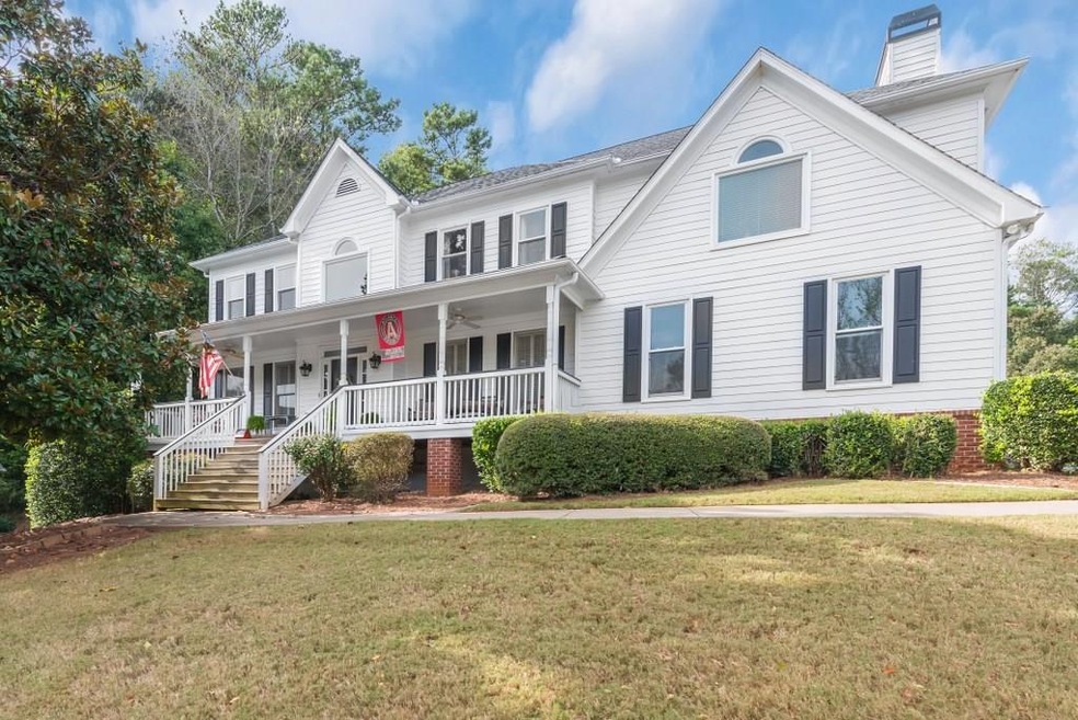 BEAUTIFUL FOUR BEDROOM HOME IN BURNT HICKORY POINT