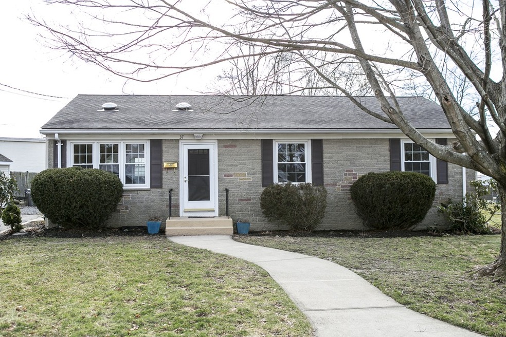 37 Mercier Ave, Somerset, MA 02725 - photo 1