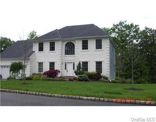 11 Zukowski Dr, Thiells, NY 10984 - photo 1