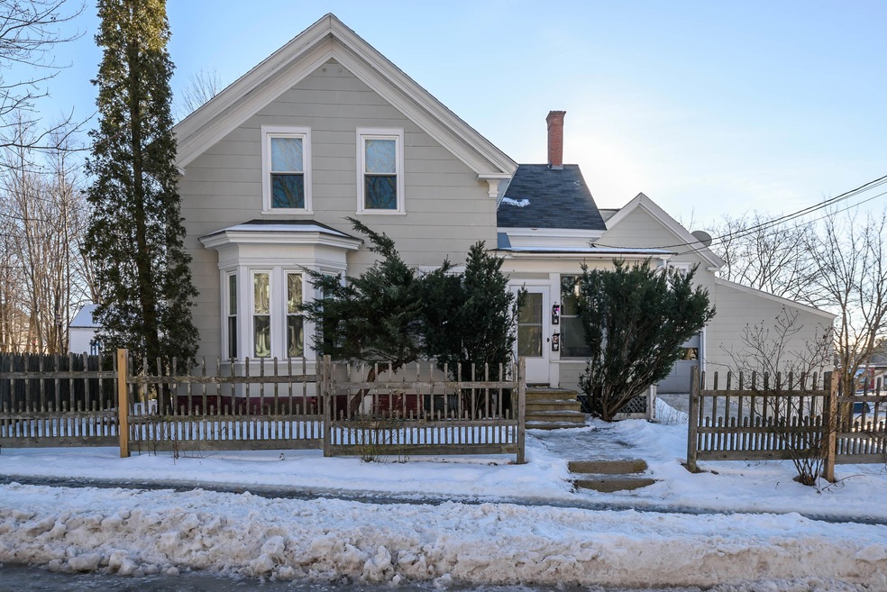 7 Maple Street-1