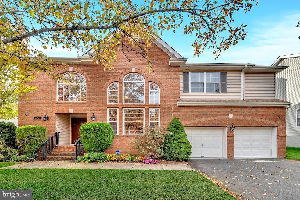 16 Waters Ln, Belle Mead, NJ 08502 - photo 1