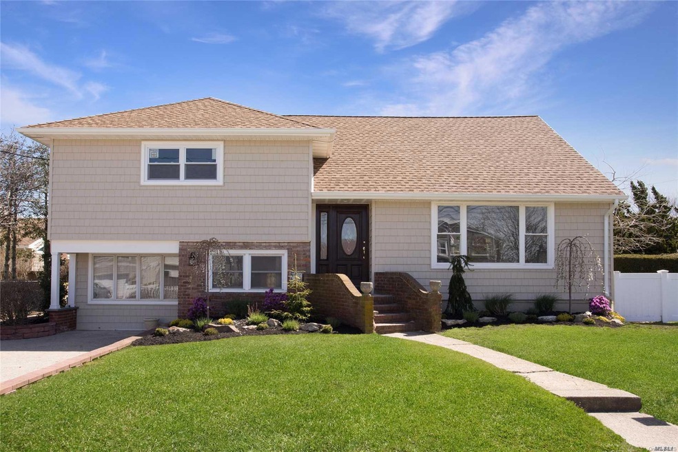 45 Leamington St, Lido Beach, NY 11561 - photo 1