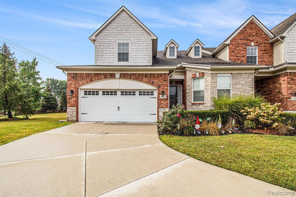 Pending $530,000 • Co-Listing Agent