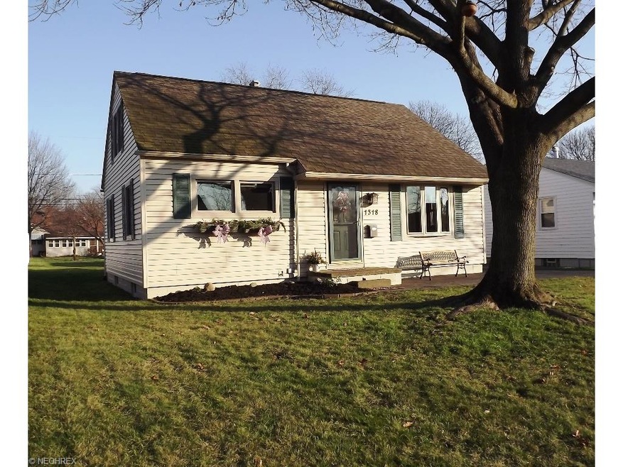 Welcome to 1318 Ellwood St NW Canton, Ohio 44710!