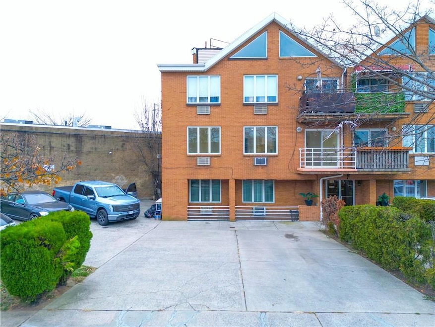 2022 E 53rd St unit 1D, Brooklyn, NY 11234 - photo 1