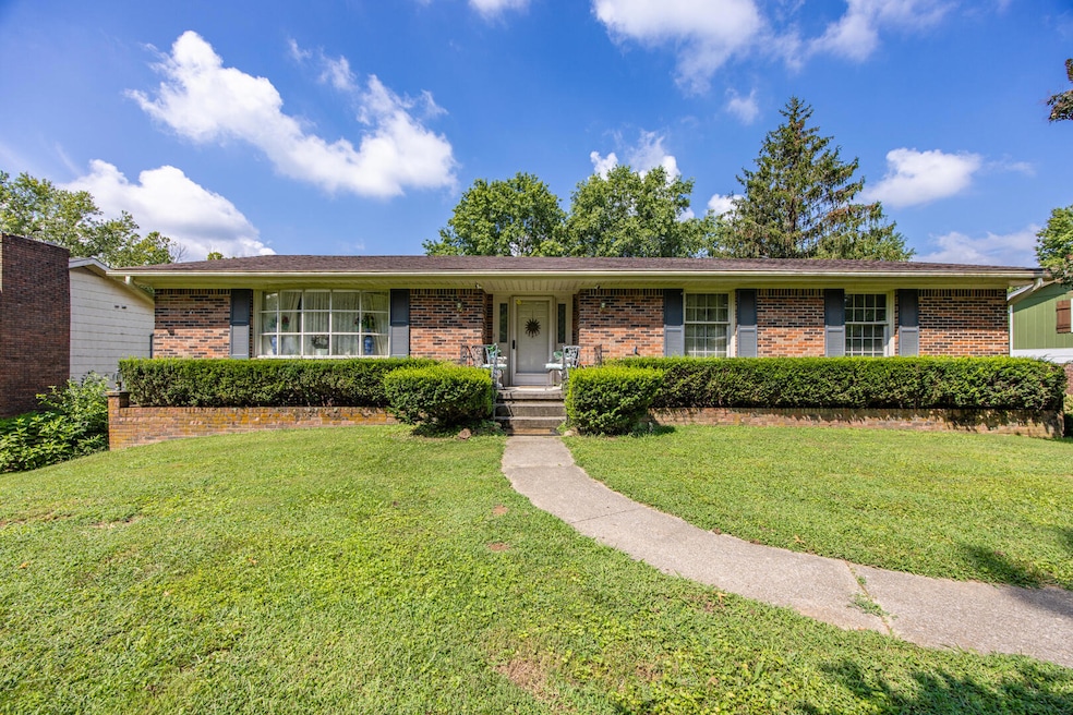 Sold $300,300 • Co-Listing Agent