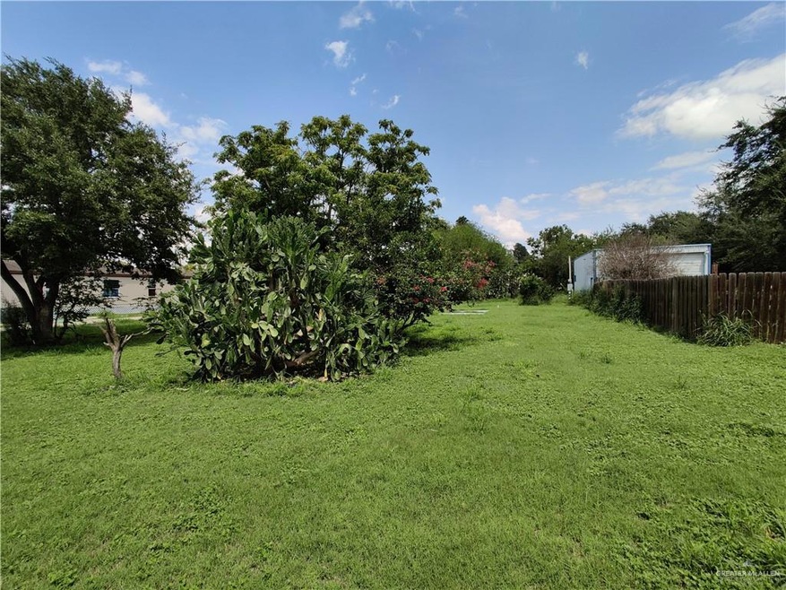 881 Kennard St, Donna, TX 78537 - photo 1