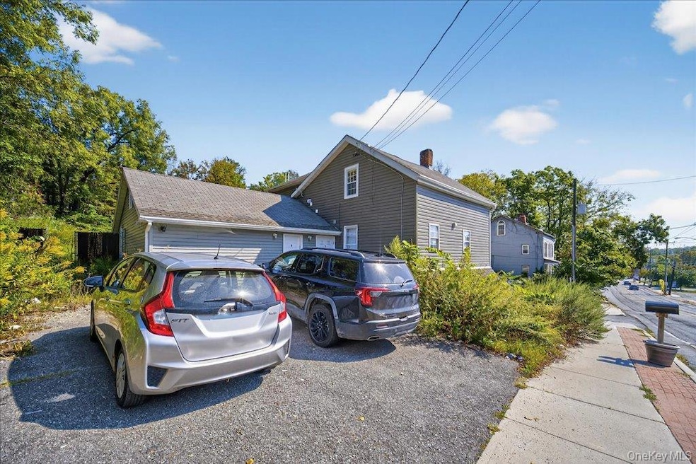 72 Main St, Bloomingburg, NY 12721 - photo 1