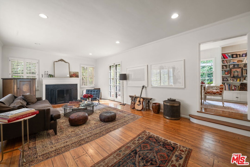 5630 Spreading Oak Dr, Los Angeles, CA 90068 - photo 1