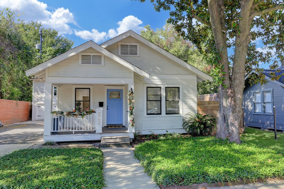 207 E 23rd St, Houston, TX 77008 - photo 1
