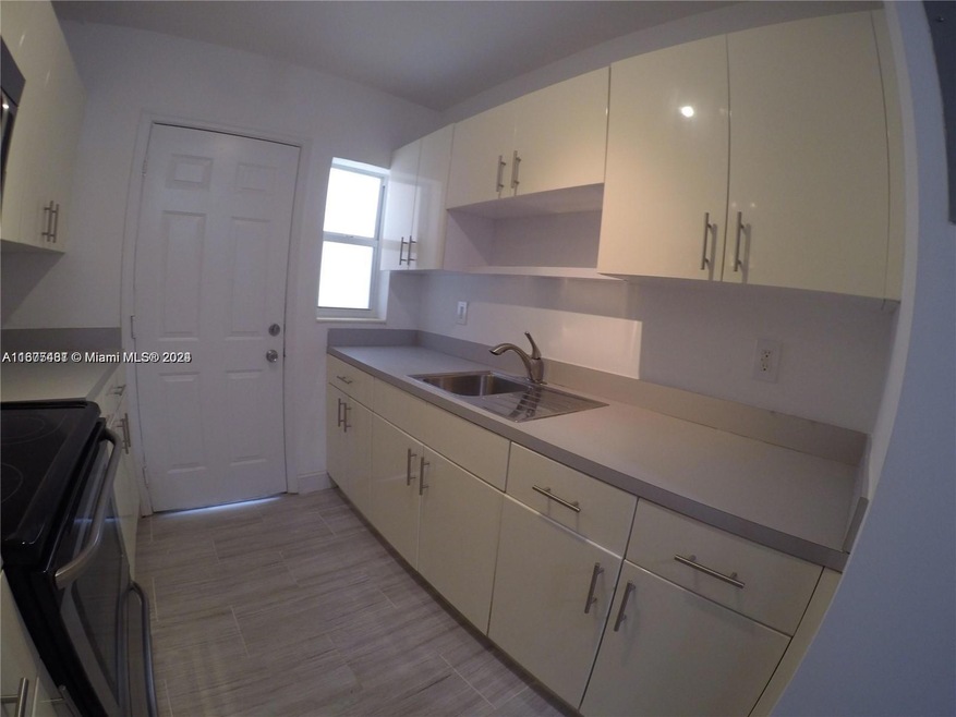 525 79th St unit 4, Miami Beach, FL 33141 - photo 1