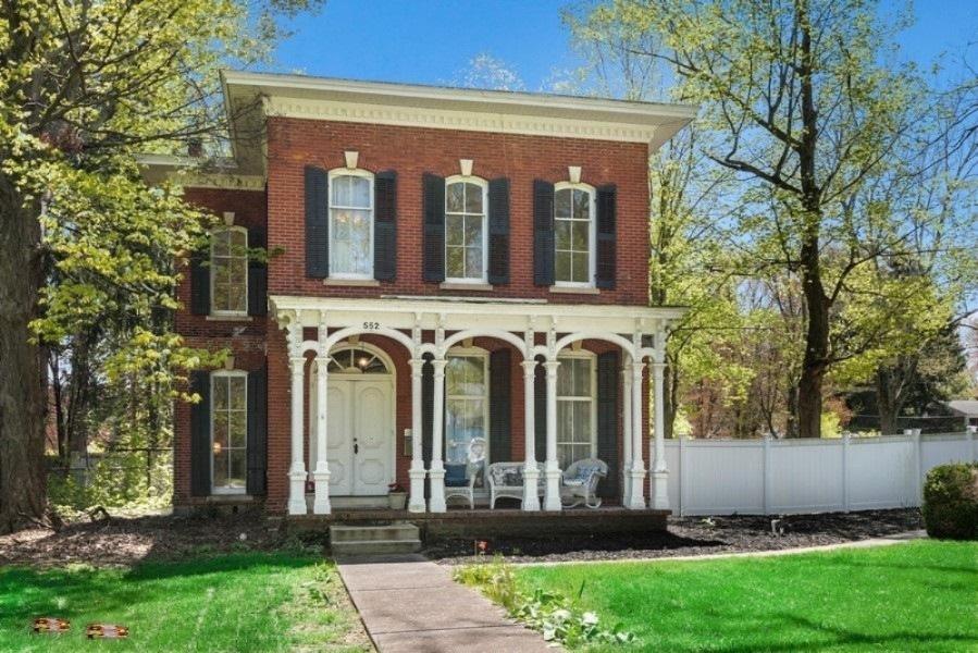 01_552GrantSt_571_FrontView_LowRes