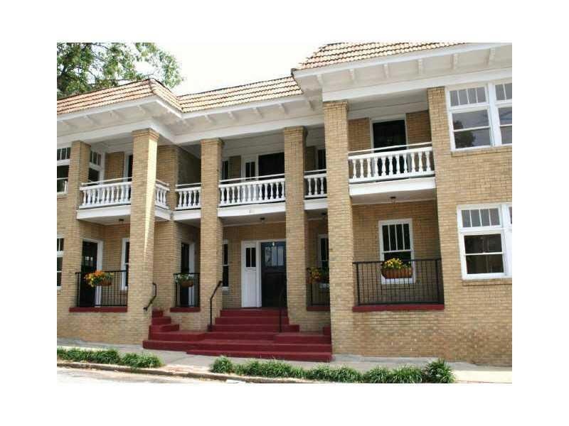 Exterior Front. Blue Ridge Highland Condominiums i