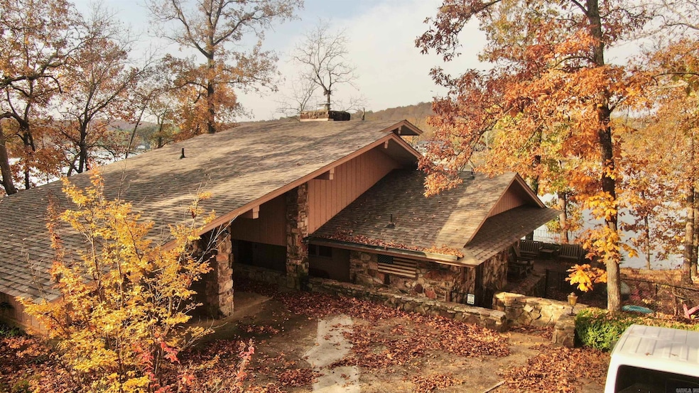 135 Iroquois Dr, Cherokee Village, AR 72529 - photo 1