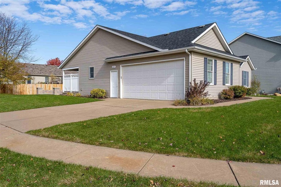 6413 Madison St, Davenport, IA 52806 - photo 1