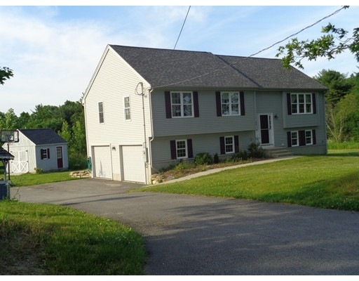 92 Cortis Rd, Dudley, MA 01571 - photo 1