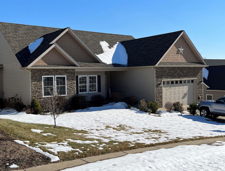 105 Stonewall Jackson Blvd, Staunton, VA 24401 - photo 1