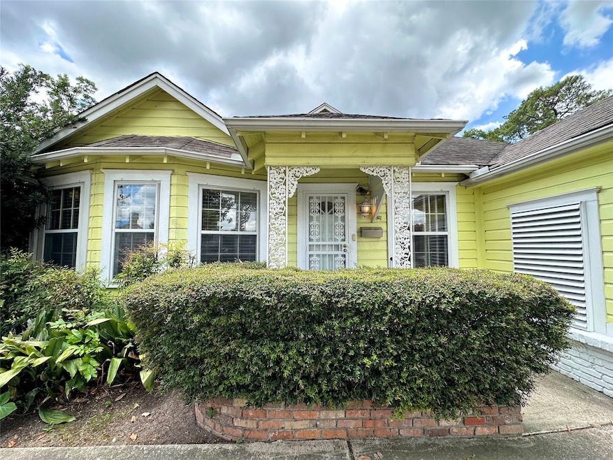 709 W 34th St, Houston, TX 77018 - photo 1