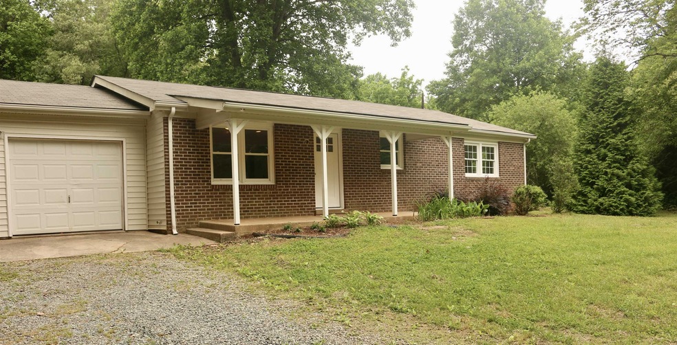 1299 Stage Coach Rd, Siler City, NC 27344 - photo 1