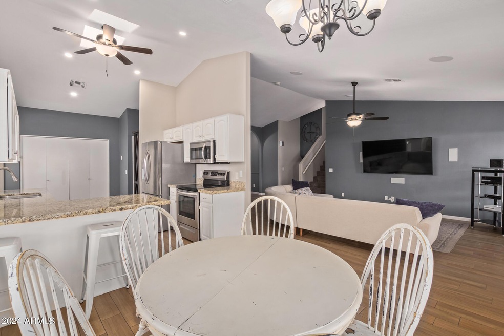 511 S 26th Cir, Mesa, AZ 85204 - photo 1