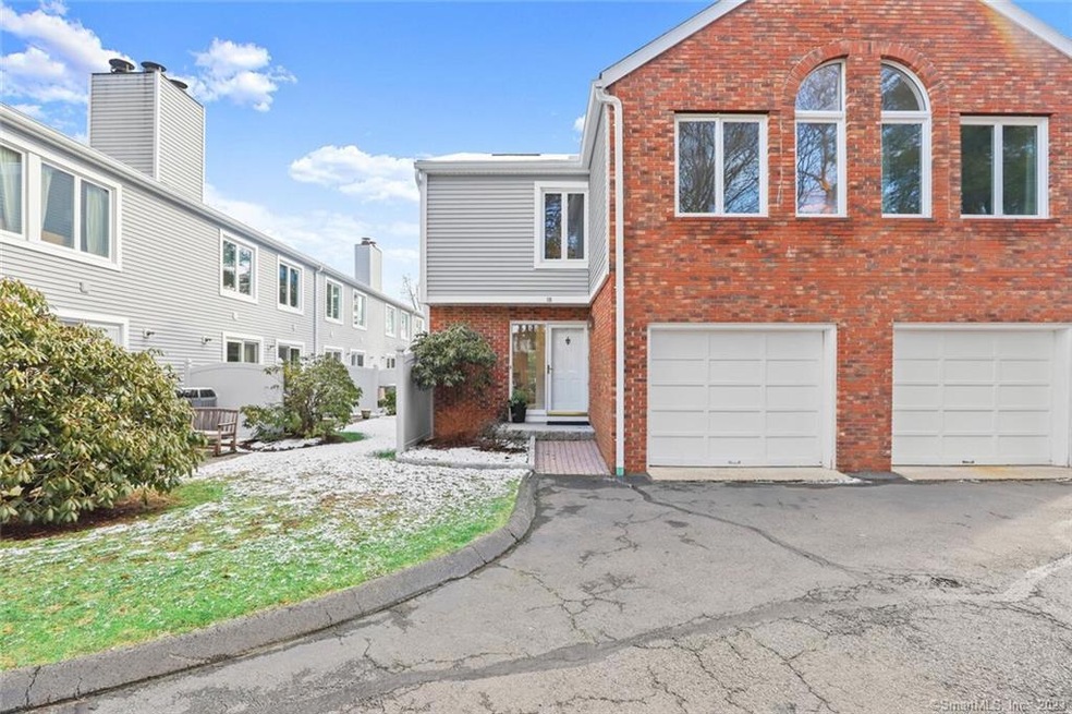 97 W Norwalk Rd unit 18, Norwalk, CT 06850 - photo 1