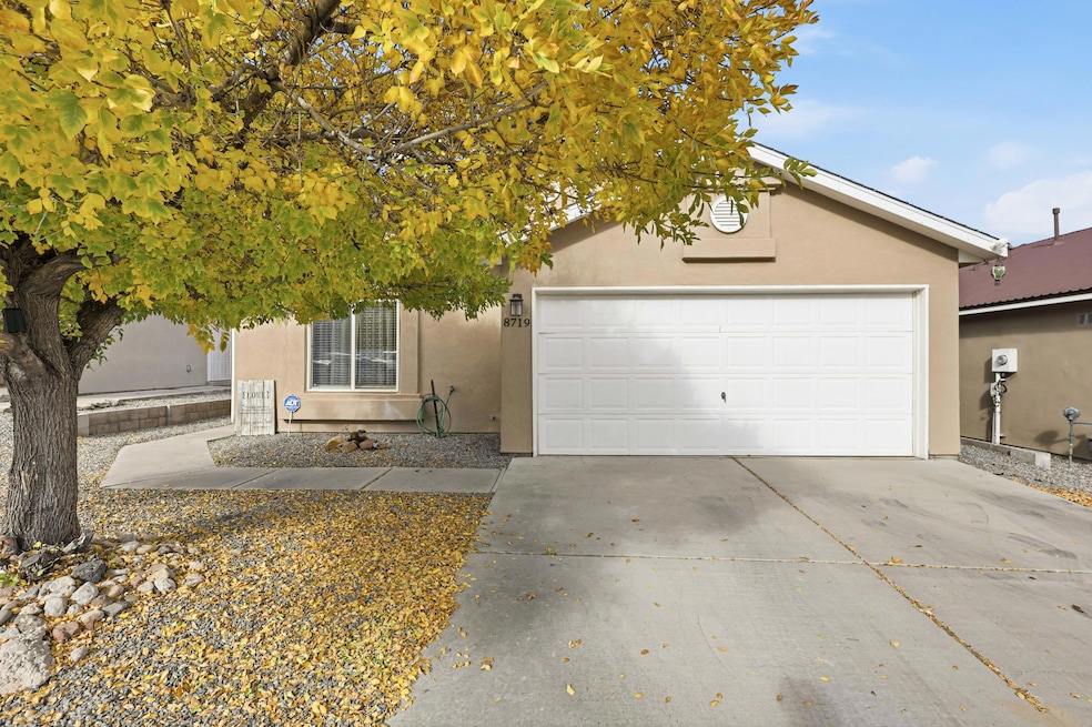 8719 Black Stallion Rd SW, Albuquerque, NM 87121 - photo 1