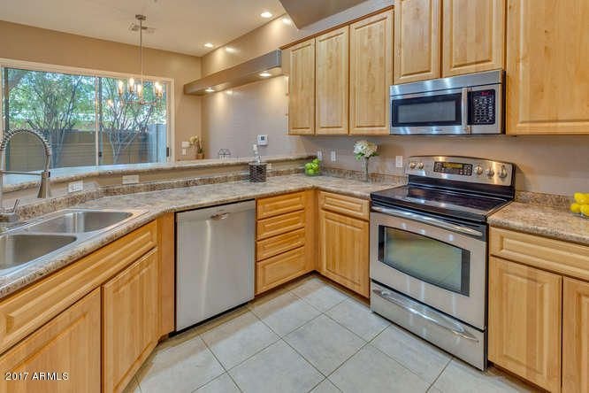 7528 N 19th Ave Unit 11-small-006-19-N 1