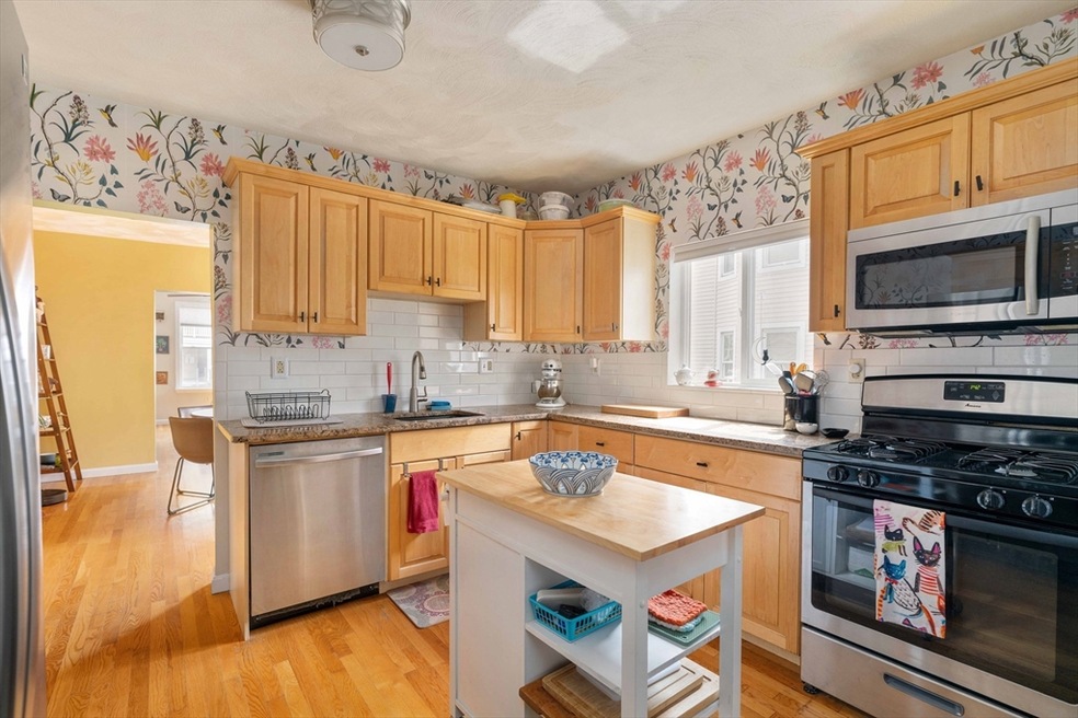 4061 Washington St unit 1, Roslindale, MA 02131 - photo 1