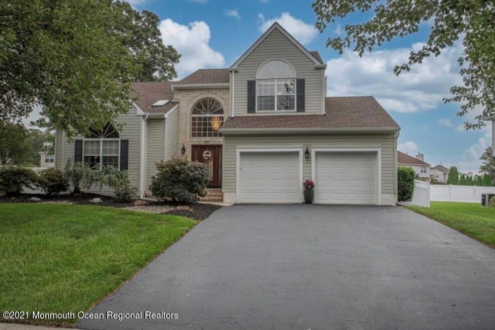 327 MacKenzie Drive