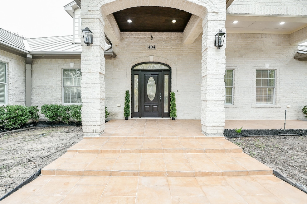 404 Moss St, Houston, TX 77009 - photo 1