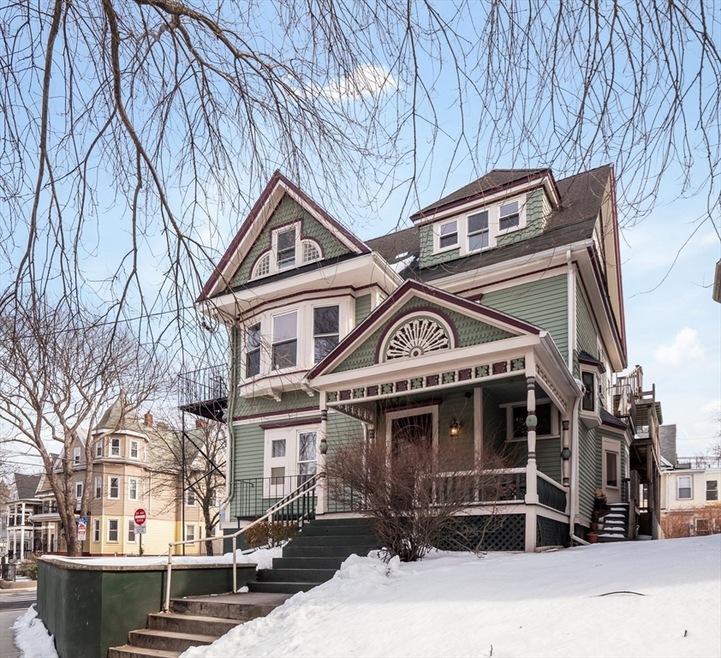 97 College Ave unit 4, Somerville, MA 02144 - photo 1