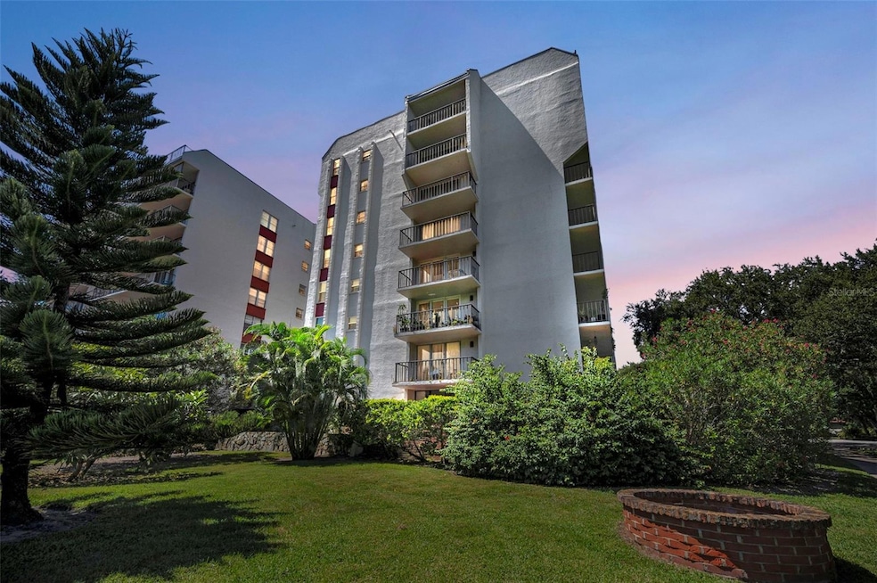 For Sale $275,000 • Co-Listing Agent