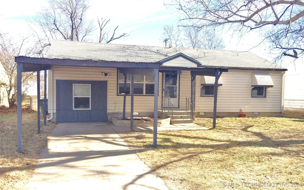 For Rent $1,100/month