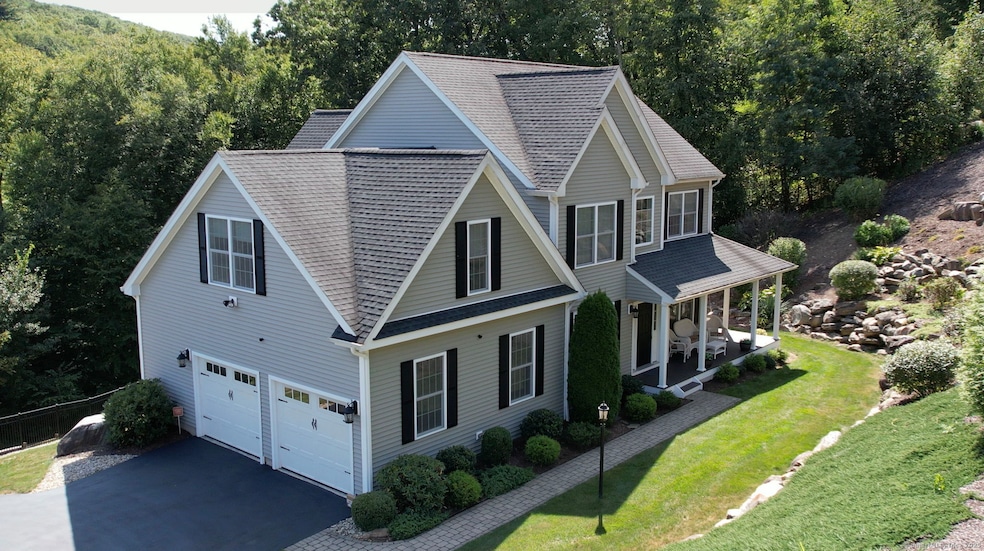 Welcome to 5 Shire Way!