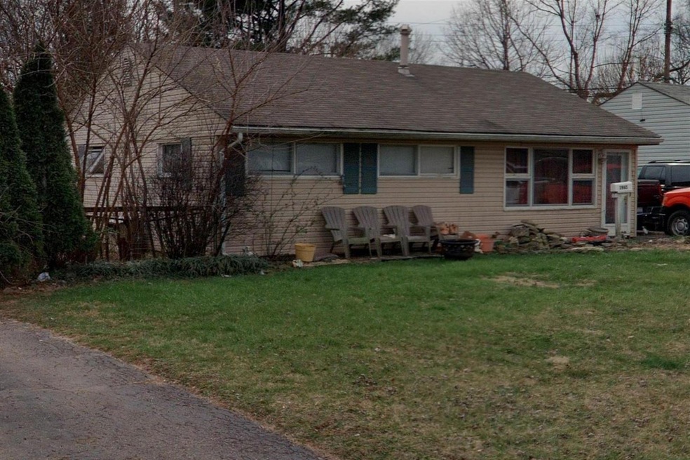 1965 Westfield Dr N, Columbus, OH 43223 - photo 1