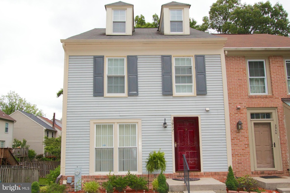 3942 Angelton Ct, Burtonsville, MD 20866 - photo 1